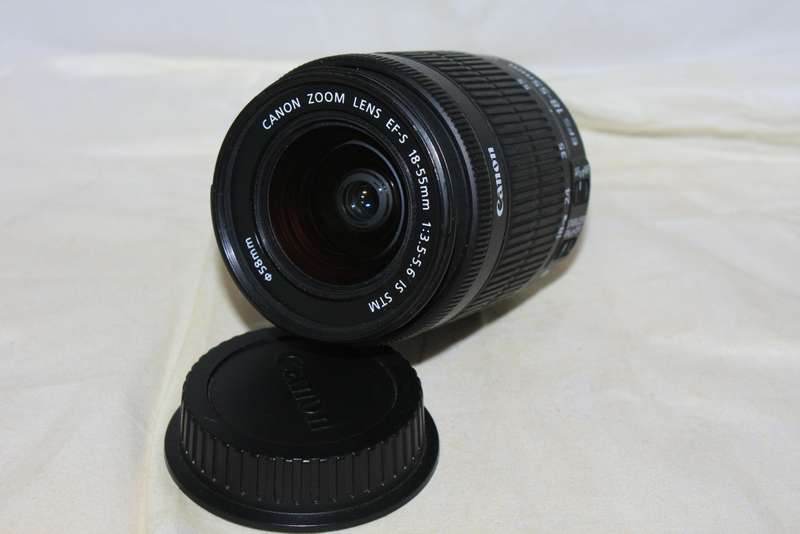 Canon EF-S 18-55mm f/3.5-5.6 STM