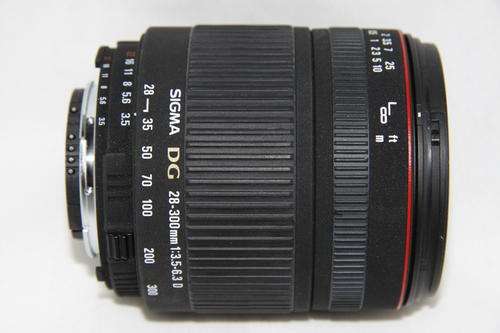 Sigma AF 28-300mm f/3.5-6.3 DG Aspherical NIKON mount