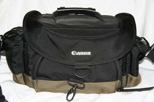 Canon Camera Bag 36cm x 20cm x 20cm outside dimensions