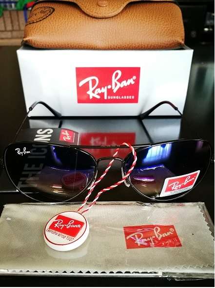 Ray-Ban Aviator Sunglasses