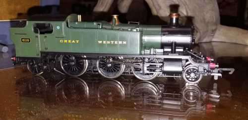 HORNBY R2098c GWR 2-6-2T 61xx Class locomotive no.6110