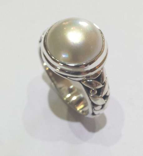 *New* 925 STERLING RING WITH WHITE MABE PEARL