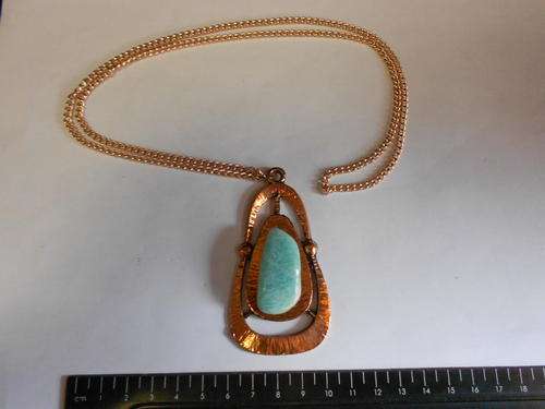 Vintage fashion necklace and pendant - as per scan
