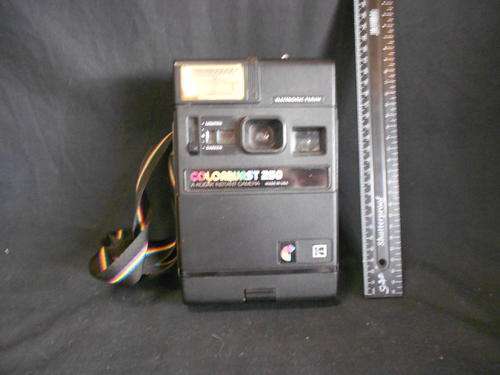 Kodak Colourburst 250 polaroid camera - as per scan