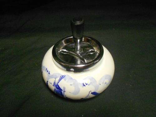Delft ashtray with spinning mechanism CRAZY R1 AUCTION