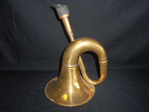Brass car horn, rubber damaged - as per scan