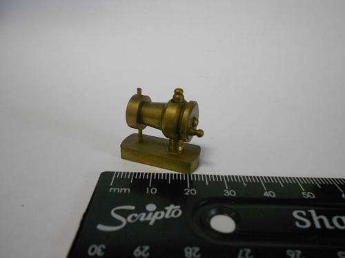 Miniature brass ornament sewing machine - as per scan
