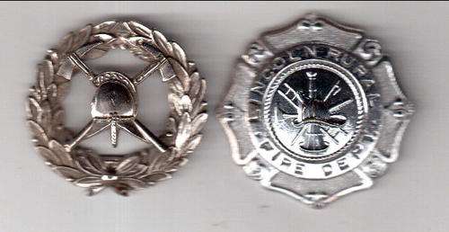 Lot of 2 Fire brigade cape badges with broken pins - CRAZY WEDNESDAY
