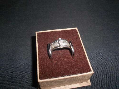 9ct white gold engagement ring with 0.01ct diamond and two white gold wedding bands - as per scan