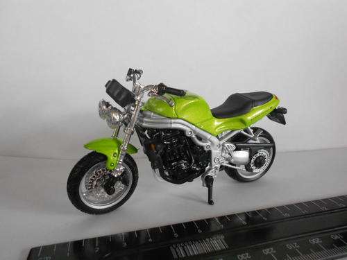 Triumph speedtriple motorcycle - as per scan