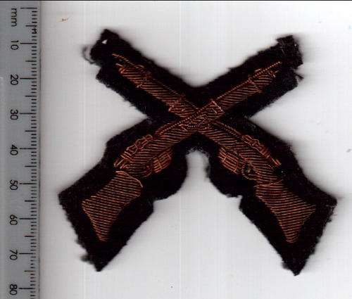 Rhodesian marksman Proficiency copper bullion badge