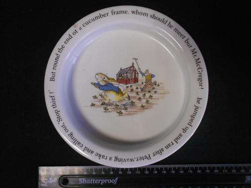 Wedgwood Peter Rabbit bowl with small chip on rim - as per scan