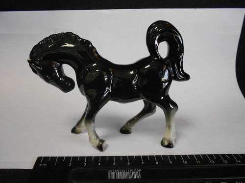 Porcelain horse - as per scan