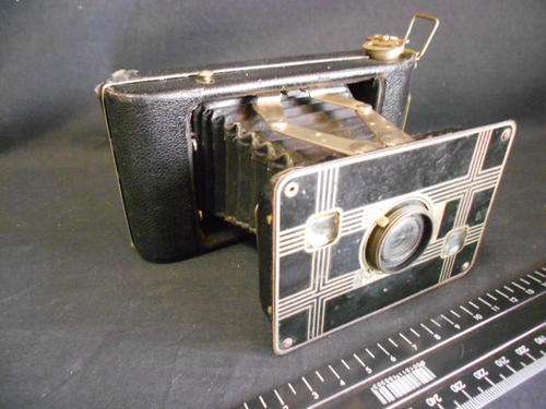 Vintage Jiffy Kodak six-20 camera - as per scan
