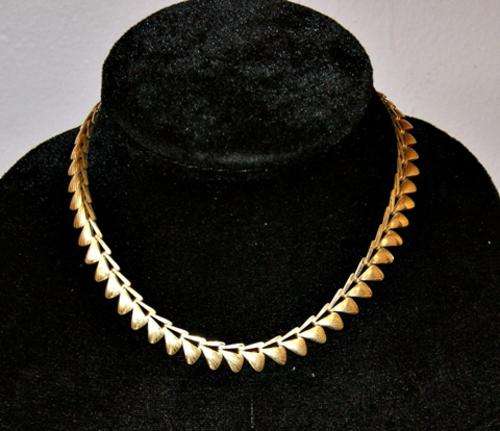 STUNNING ANTIQUE 14ct GOLD NECKLACE 20.9g---> GOLD VALUE R5570.90 @@@ CRAZZYYY R1 START