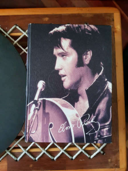 Elvis clock and box
