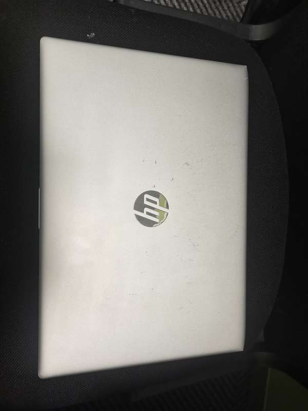 HP ProBook 450 G5 15.6`` Core i5-82500U 1.6GHz 4GB RAM 500GB HDD