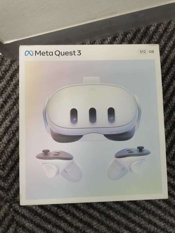 Meta Quest 3 512GB VR Headset (Open Box All Still in order) used less than 1 month.
