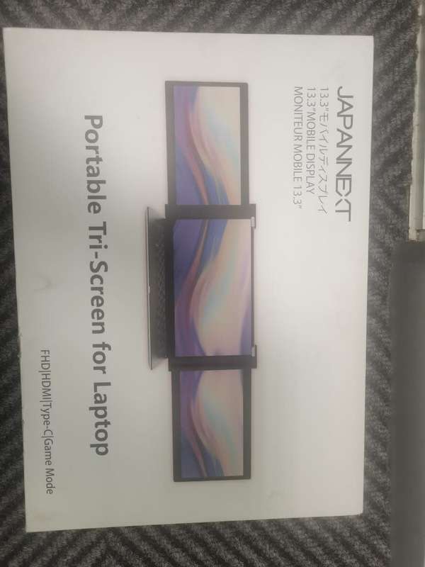 Tri-Screen 2-Screen Size 13.3 inch ( OPEN BOX ONE SCREEN WORKING ONLY RIGHT HAND SIDE )