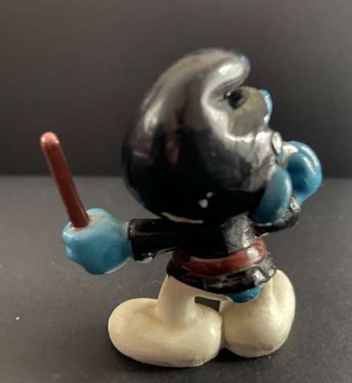 Policeman Smurf