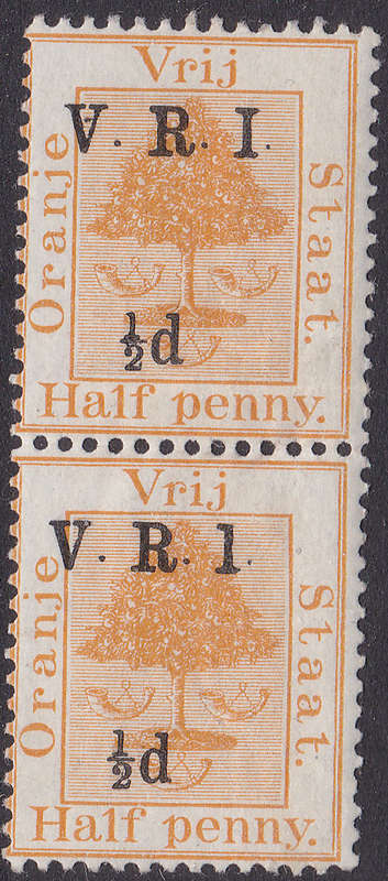 OFS 1900 ½d ON ½d ORANGE PAIR, BOTTOM STAMP WITH `1` FOR `I` LMM - UNLISTED