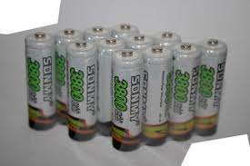 Set of 4 AA rechargeable batteries (4 packs on auction)