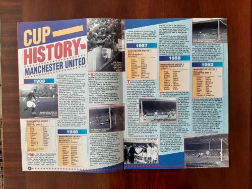 Road to Wembly `95: Cup Final Guide - Man United vs Everton (incl Souvenir booklet and poster)