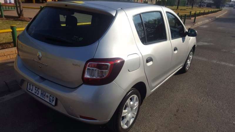 BARGAIN 2014 Renault Sandero 900 T expression retail R 115000 TRADE IN ACCEPTED