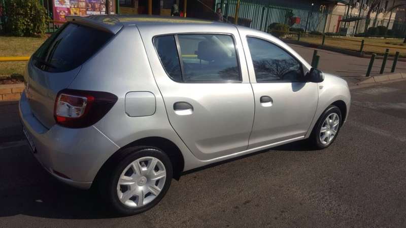 BARGAIN 2014 Renault Sandero 900 T expression retail R 115000 TRADE IN ACCEPTED