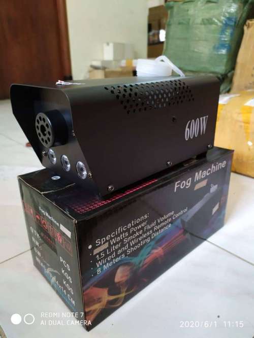 Fog / Smoke Machine 600Watts