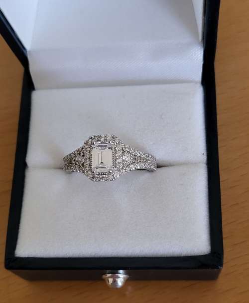 Stunning Baguette CZ stones, Sterling silver 925. Size N
