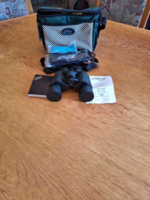 BINOCULARS