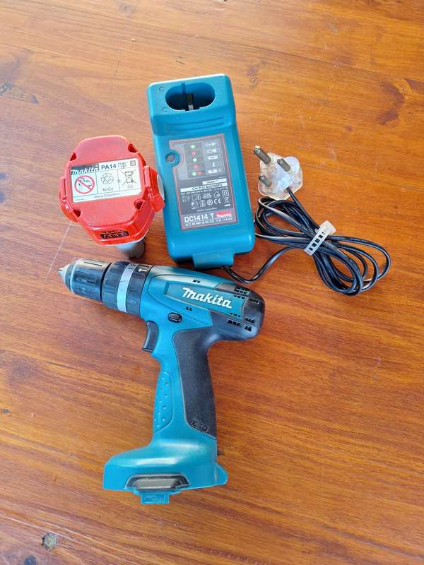 Drilling Machine - Makita - NOT WORKING