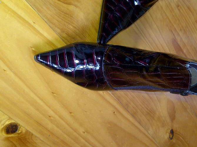 Size 4: Heel Boots