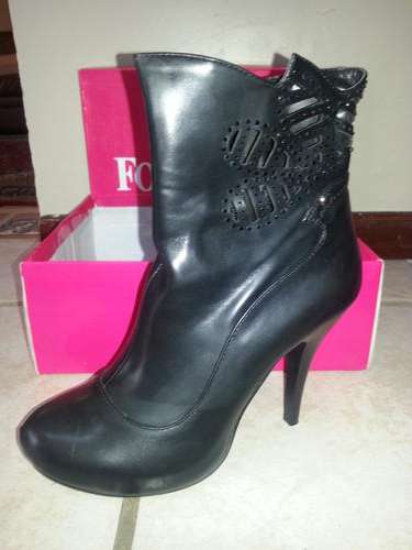 Brand new black ankle boots size 7
