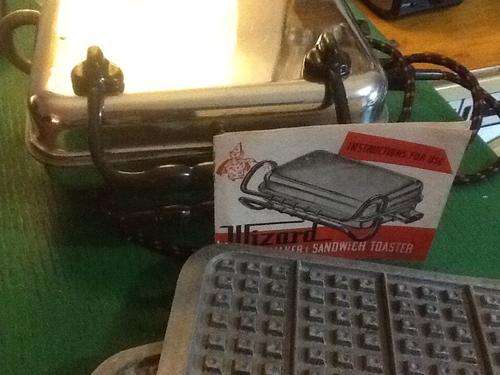 Retro Wizzard Waffle and Sandwich Toaster
