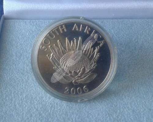 2006 Silver Proof Protea R1 - Desmond Tutu