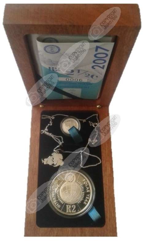 2007 Silver Combination Set - International Polar Year