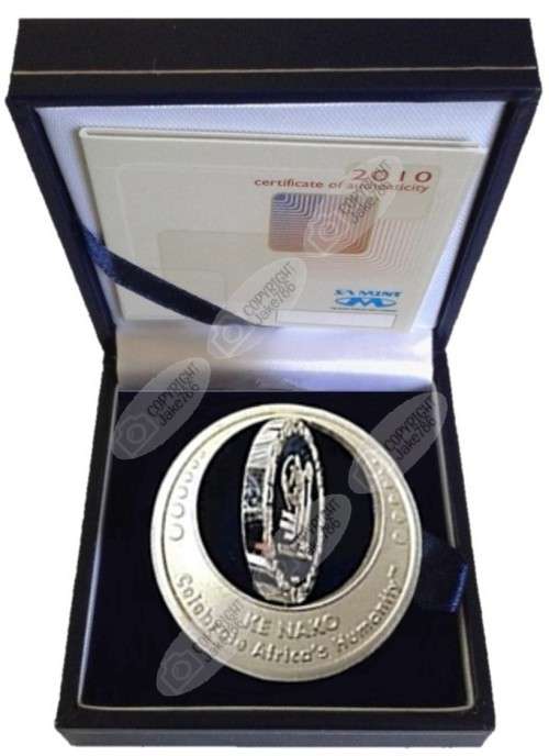 2010 SILVER FIFA ROTATING MEDALLION