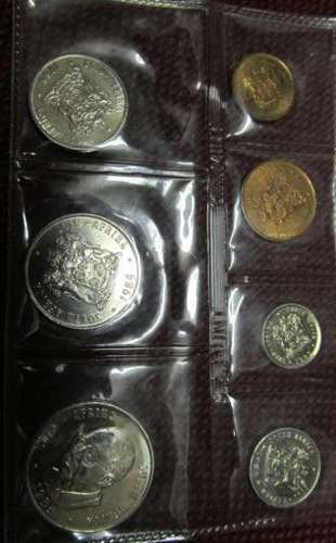 1985 UNC Mint Pack. 30 years and unopened as issued from SA MINT