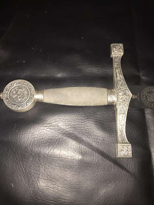 Large detailed King Arthur Excalibur sword made in Spain!!!!!!!!