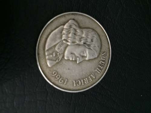1966 English SILVER R1 Van Riebeeck head coin !!!!!!!!!