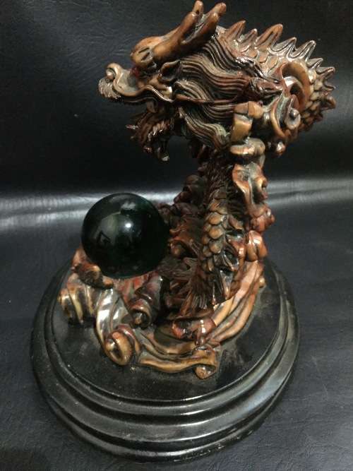 Dragon figure with glass ball !!!!!