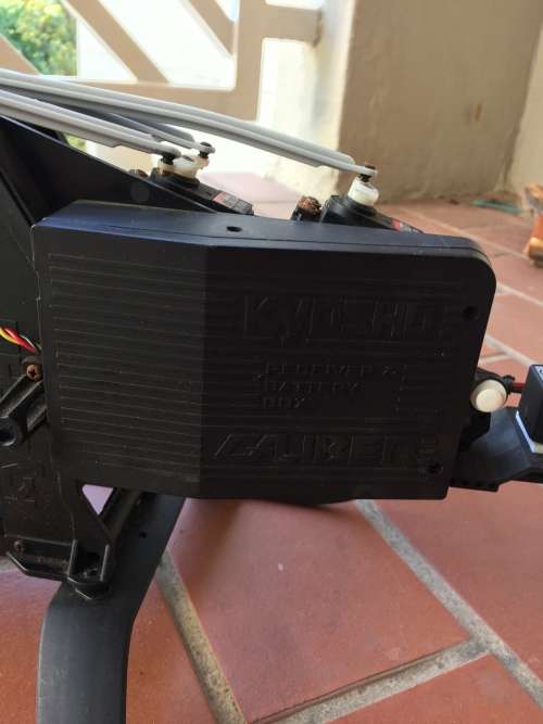 Super large kyosho Caliber 3 Rc petrol helicopter no remote and not tested over a meter long!!!!!!!!