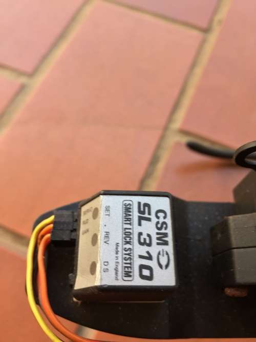 Super large kyosho Caliber 3 Rc petrol helicopter no remote and not tested over a meter long!!!!!!!!