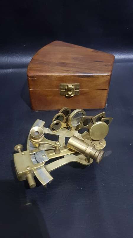 Beautiful nautical brass sextant with solid wooden case!!!!!!!