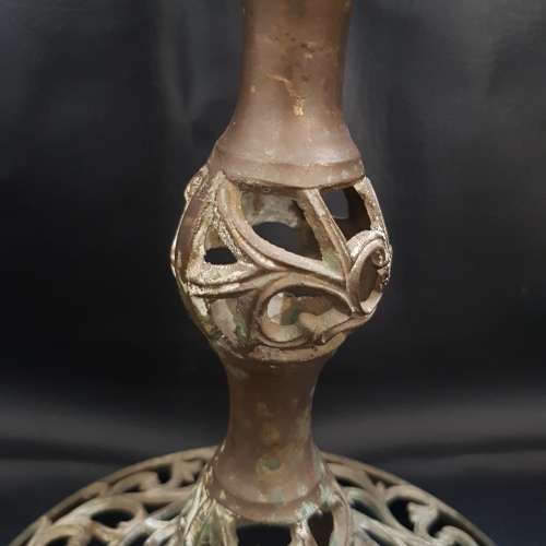 Highly detailed brass stand!!!!!!