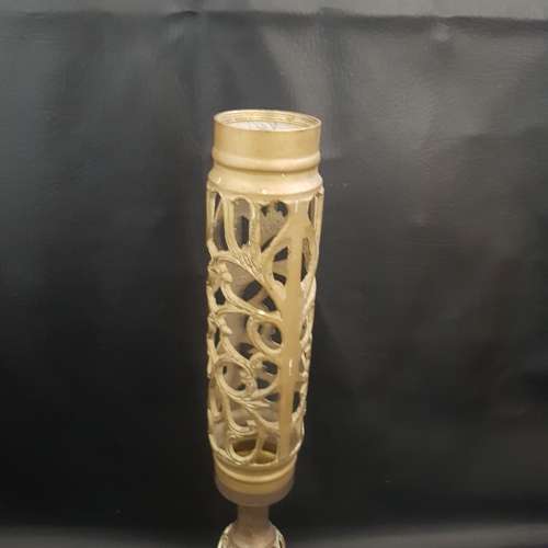 Highly detailed brass stand!!!!!!