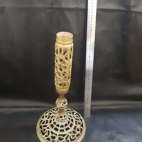 Highly detailed brass stand!!!!!!