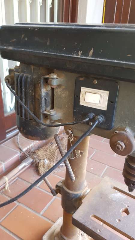 Large drill press in working conditions belt driven!!!!!!!!